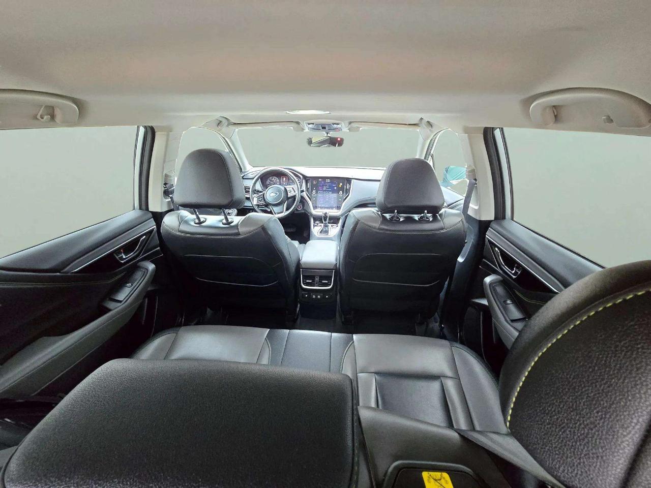 Subaru Outback  2021
