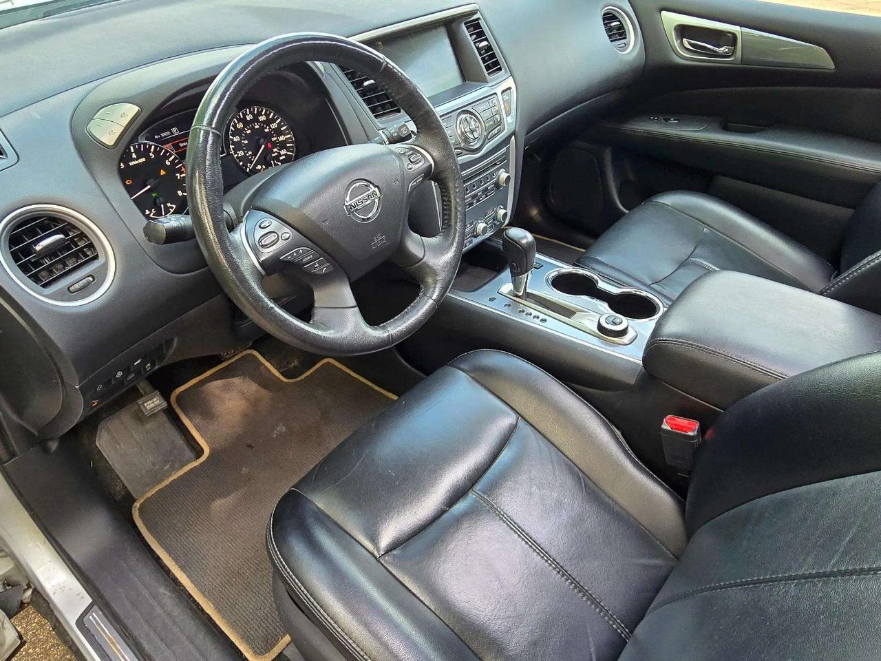 Nissan Pathfinder Platinum 4D SUV 4X4 2018
