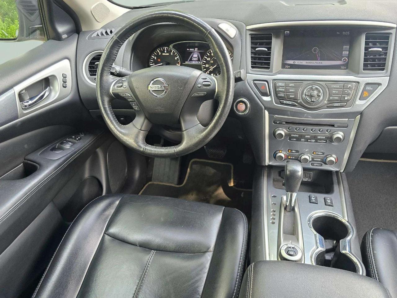 Nissan Pathfinder Platinum 4D SUV 4X4 2018