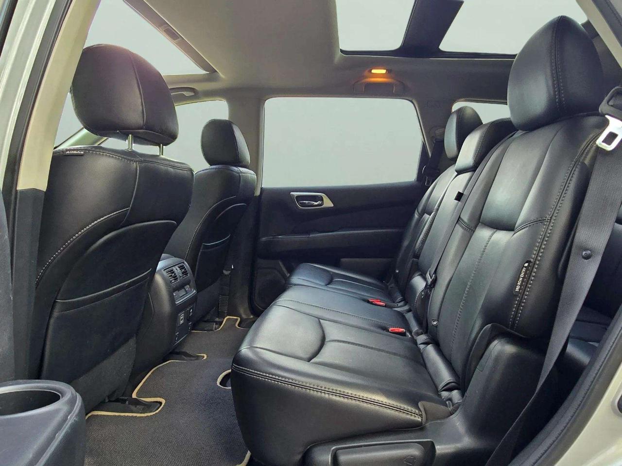 Nissan Pathfinder Platinum 4D SUV 4X4 2018