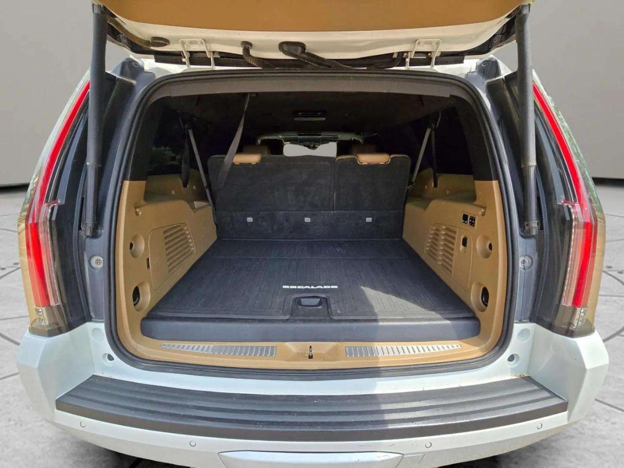 Cadillac Escalade  2019