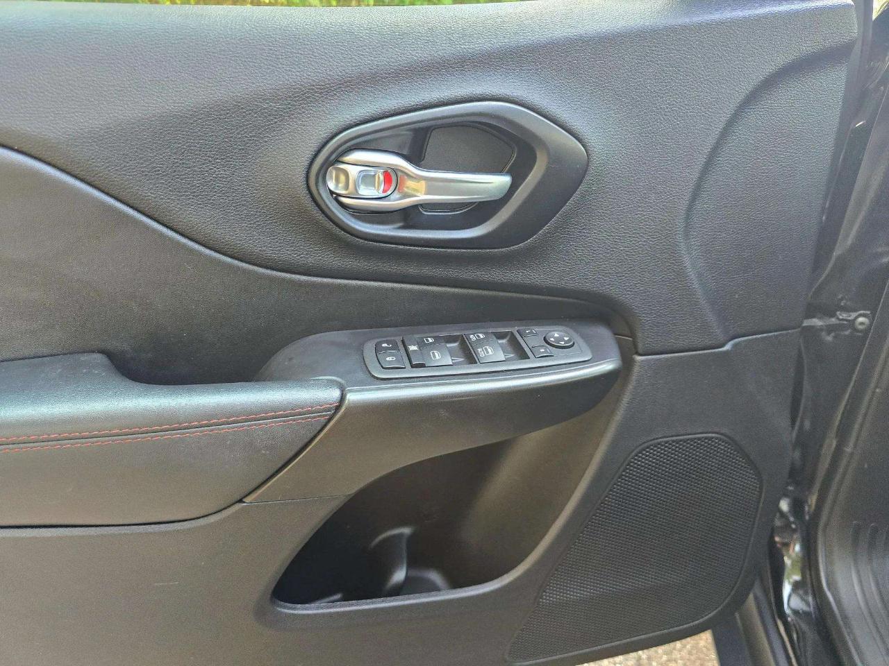 Jeep Cherokee  2022