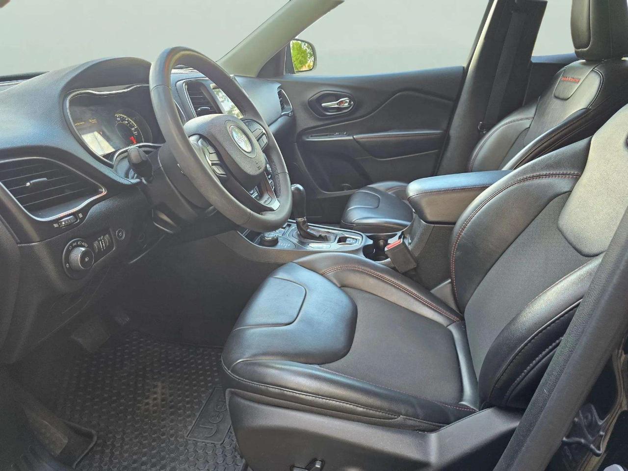 Jeep Cherokee  2022