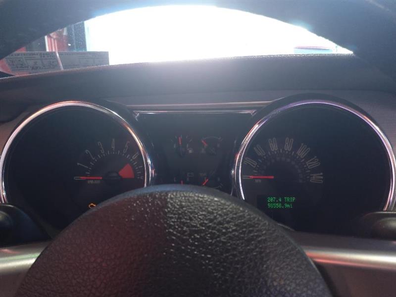 Ford Mustang GT Deluxe Convertible 2006