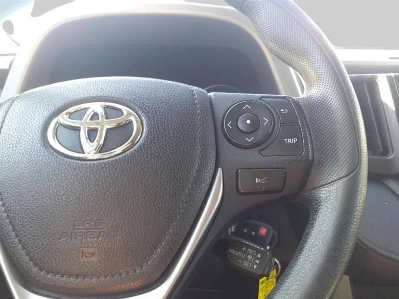 2017 Toyota RAV4 LE - Photo 19