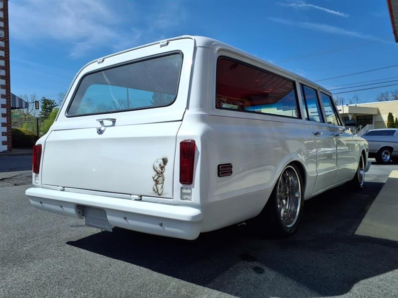 Chevrolet Suburban  1968