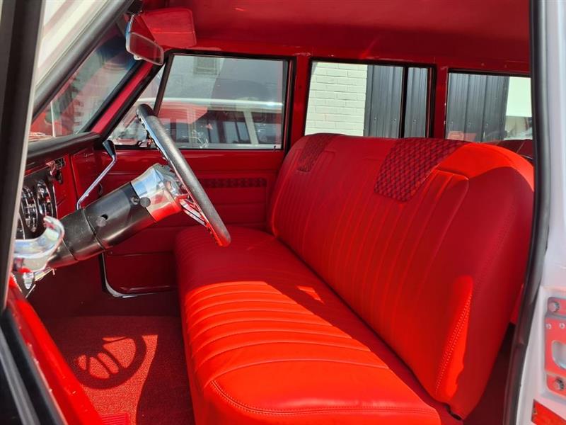 Chevrolet Suburban  1968