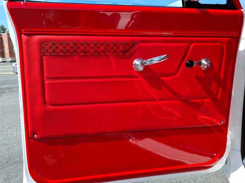 Chevrolet Suburban  1968