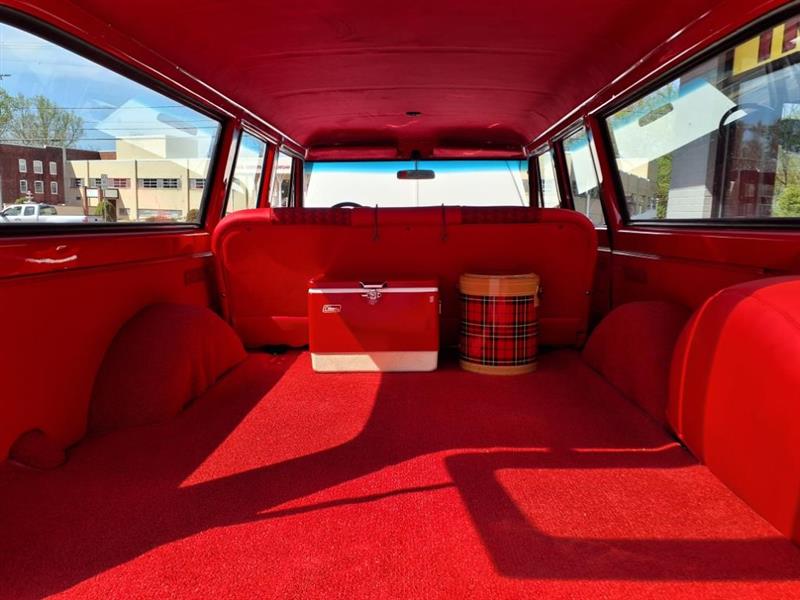 Chevrolet Suburban  1968