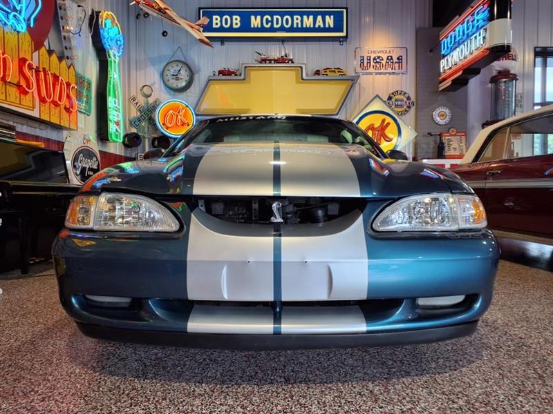 Ford Mustang GTS Coupe 1995