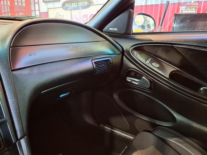 Ford Mustang GTS Coupe 1995