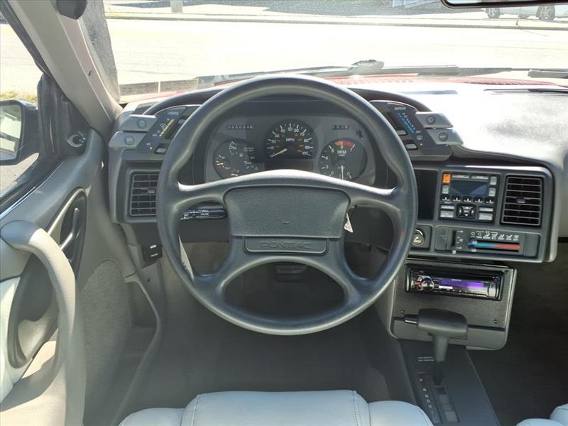 Pontiac Sunbird LE convertible 1994