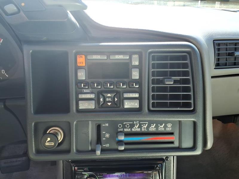 Pontiac Sunbird LE convertible 1994