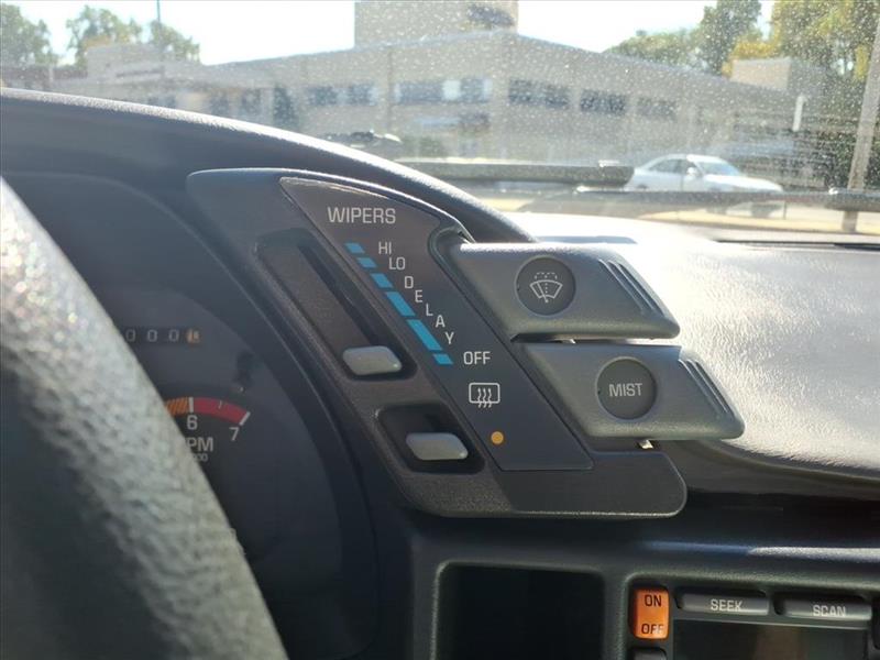 Pontiac Sunbird LE convertible 1994