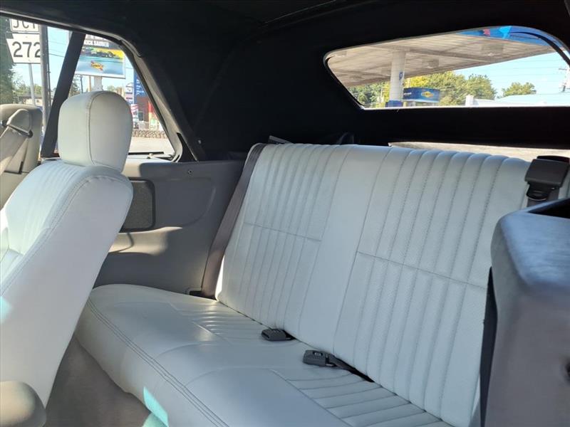 Pontiac Sunbird LE convertible 1994