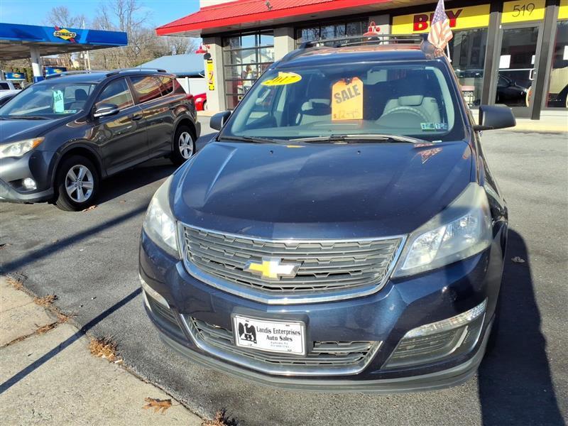 2017 Chevrolet Traverse LS - Photo 8