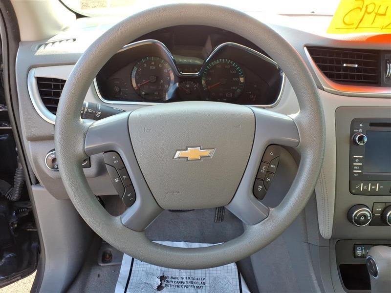 2017 Chevrolet Traverse LS - Photo 13