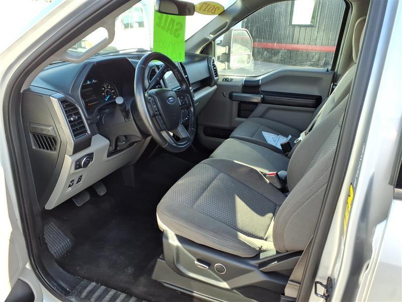 2017 Ford F-150 XLT - Photo 10
