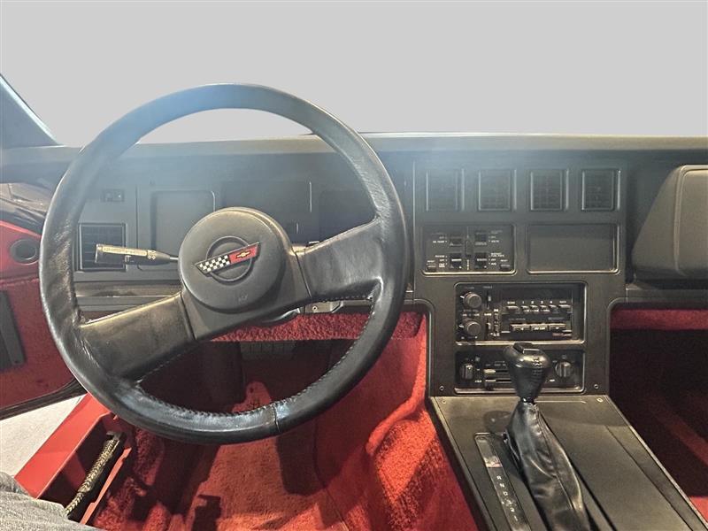 1984 Chevrolet Corvette - Photo 7