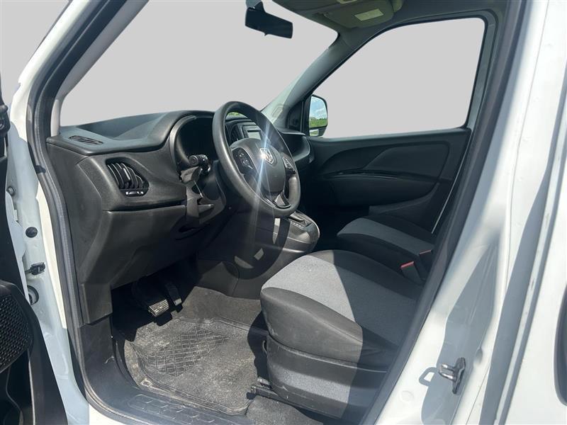 2021 RAM Promaster City Tradesman - Photo 12