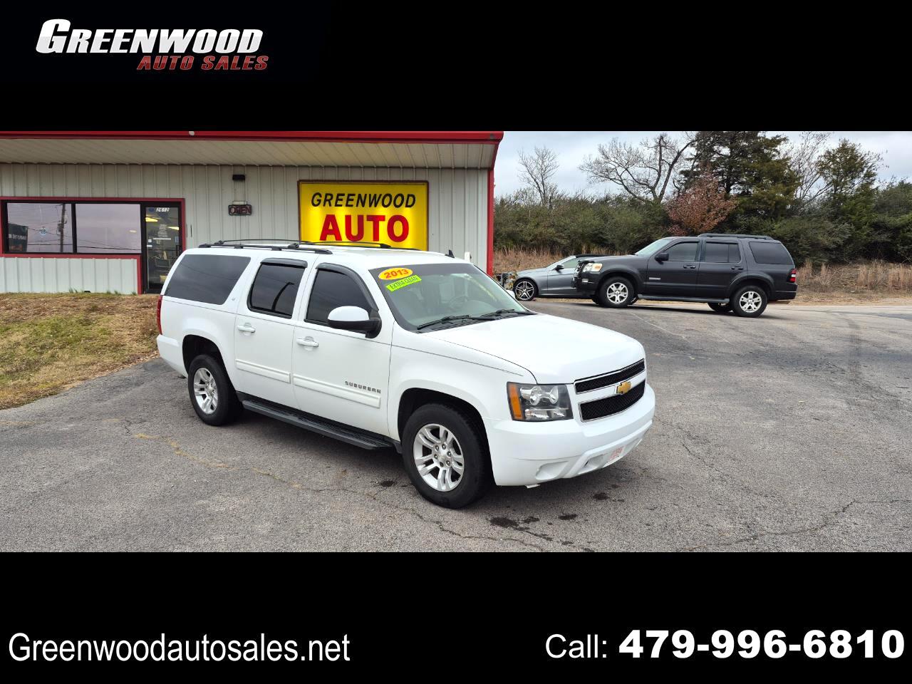 Chevrolet Suburban LT 1500 2WD 2013