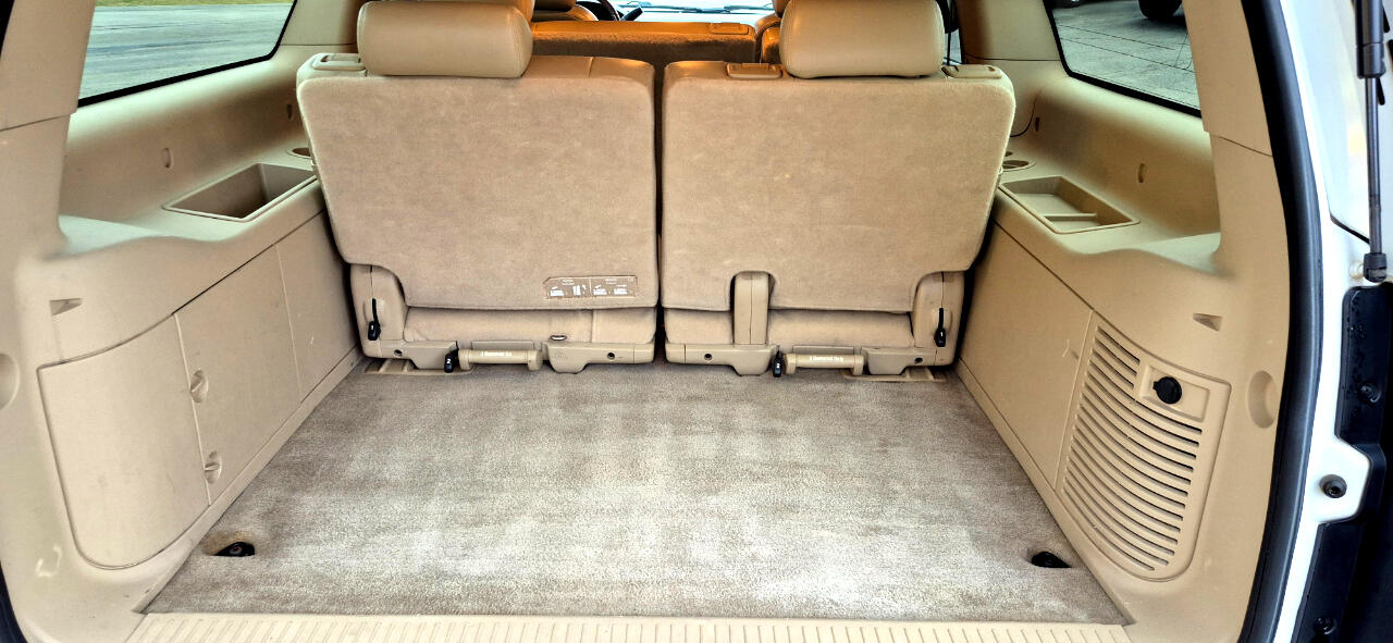 Chevrolet Suburban LT 1500 2WD 2013