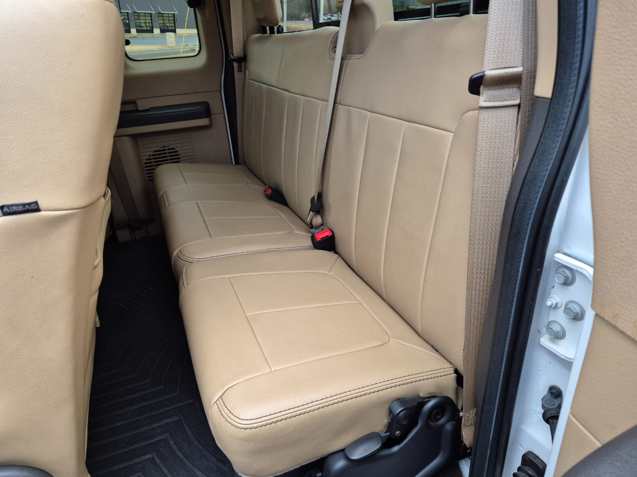 Ford F-250 SD Lariat SuperCab Long Bed 2WD 2012