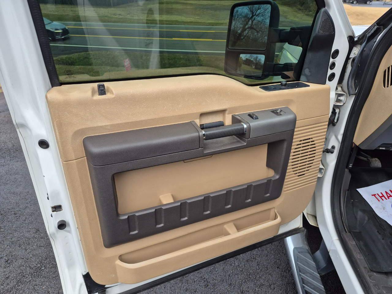 Ford F-250 SD Lariat SuperCab Long Bed 2WD 2012