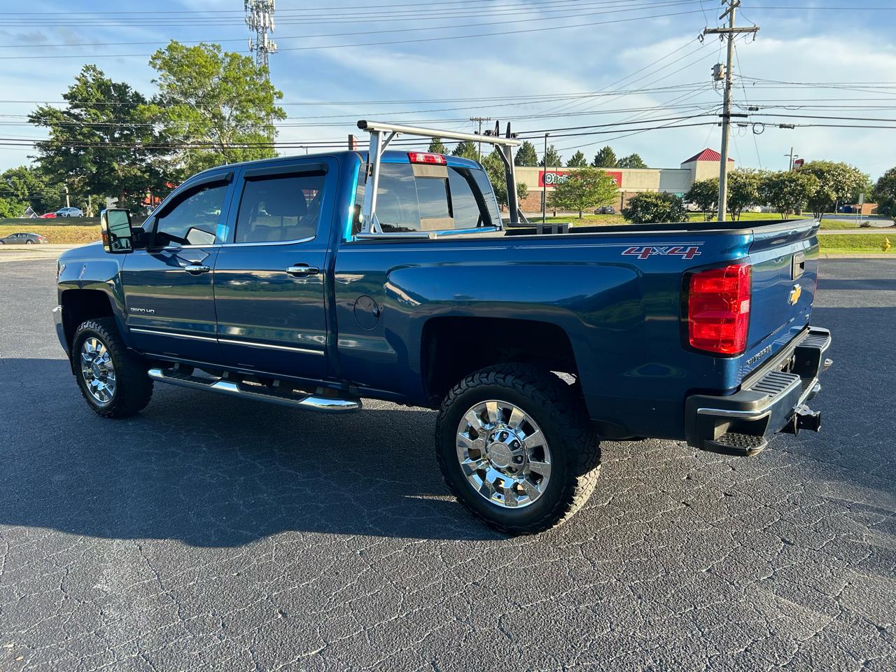 2017 Chevrolet Silverado 2500HD LTZ Crew Cab 4WD