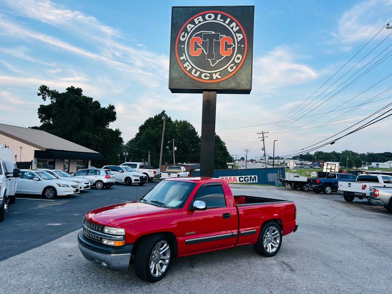 2000 Chevrolet Silverado 1500 Reg. Cab Short Bed 2WD