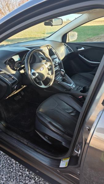 Ford Focus Titanium Sedan 2013