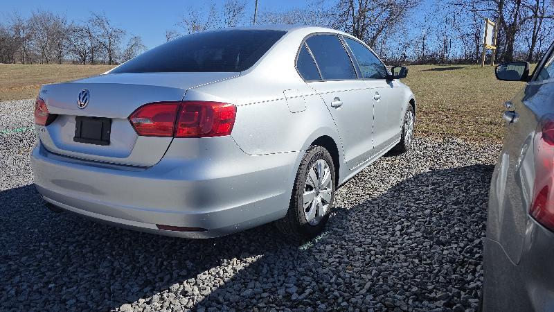 Volkswagen Jetta S 2013
