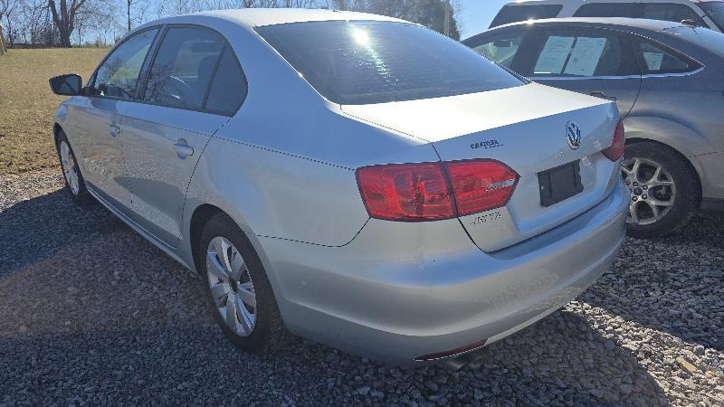 Volkswagen Jetta S 2013