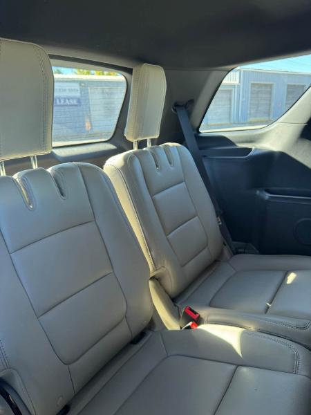 Ford Explorer XLT FWD 2014