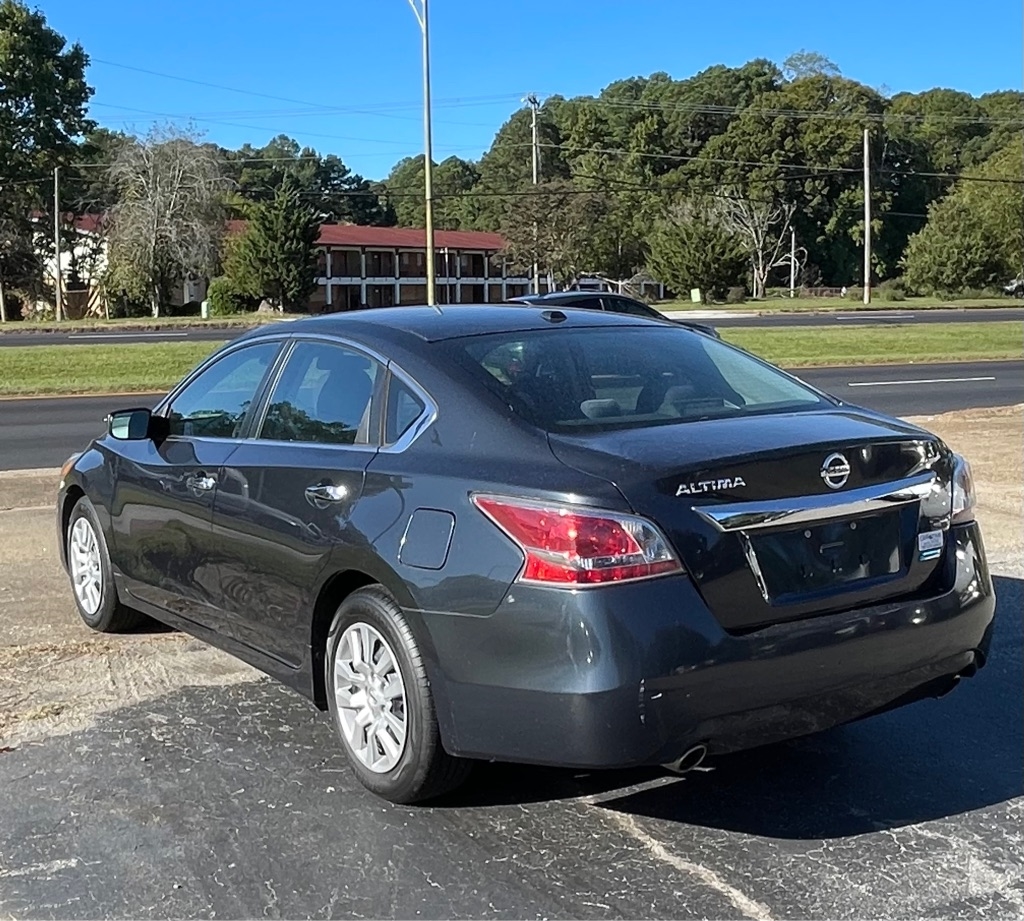 Nissan Altima  2014