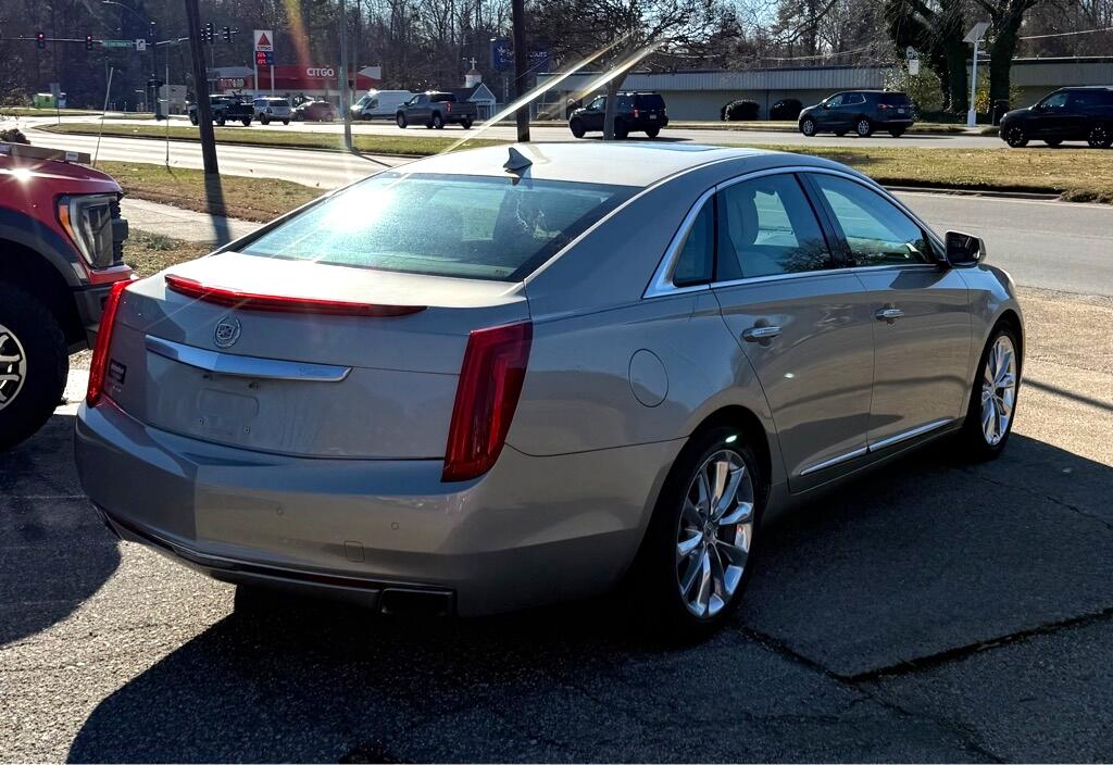 Cadillac XTS  2013