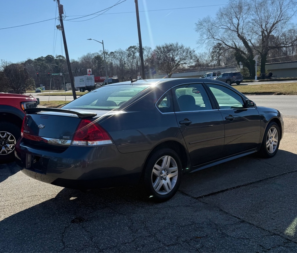 Chevrolet Impala  2010
