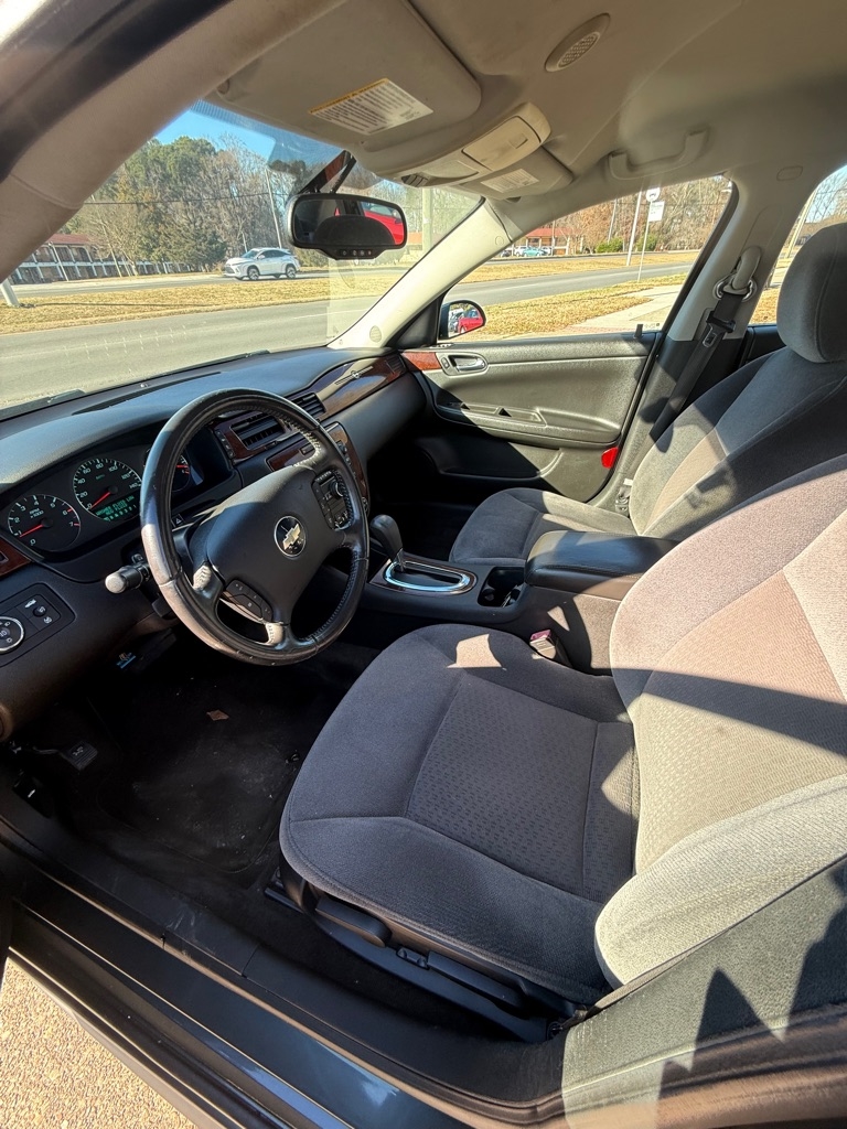 Chevrolet Impala  2010