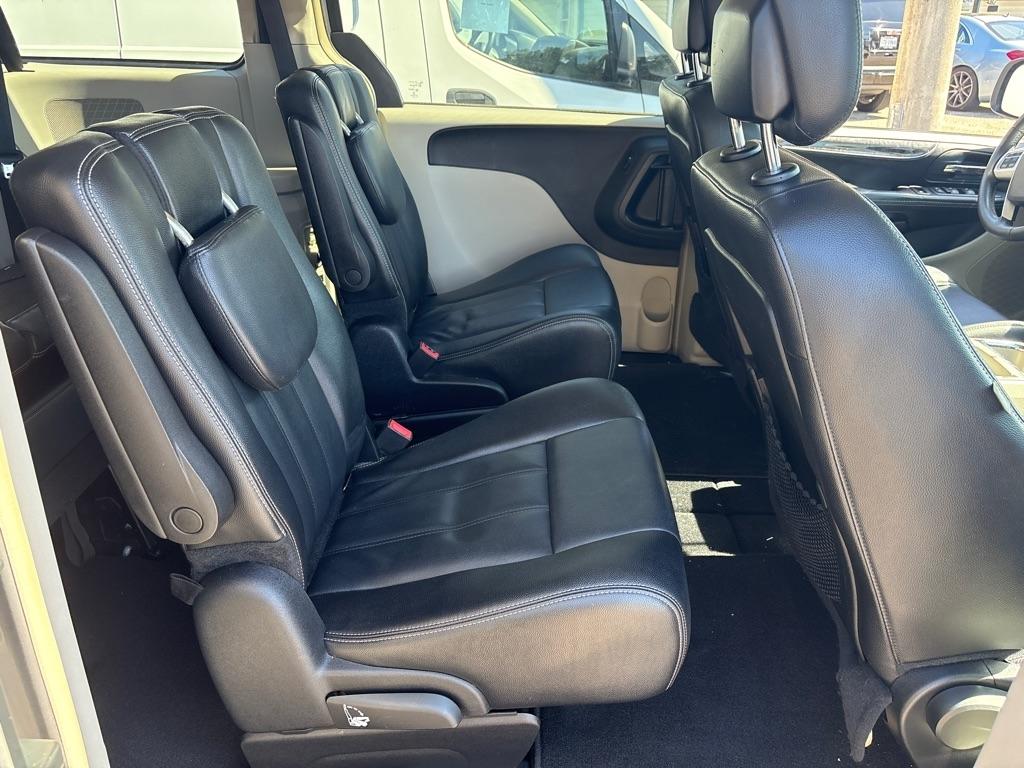 Chrysler Town & Country  2014