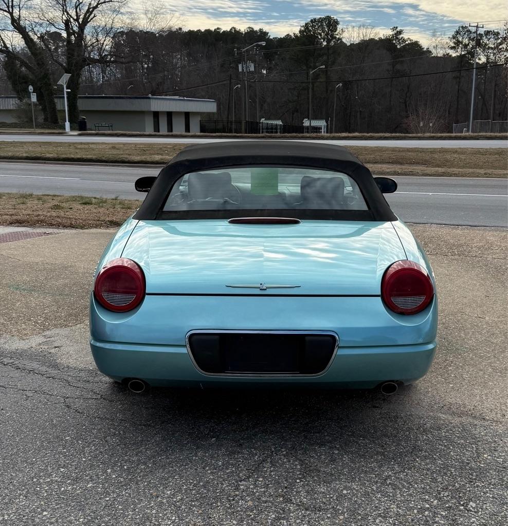 Ford Thunderbird  2002