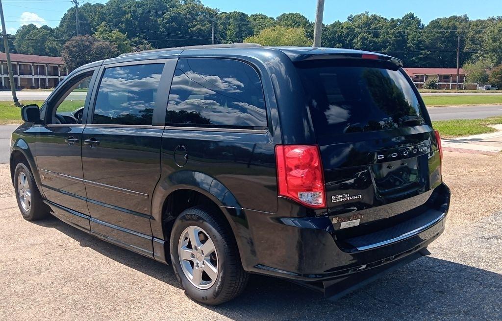 Dodge Grand Caravan  2012