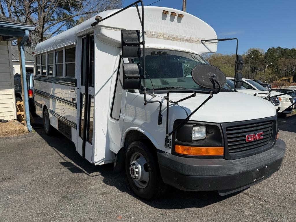 2004 GMC Savana CUTAWAY G3500