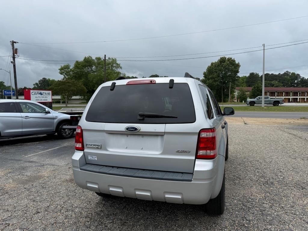 Ford Escape  2008