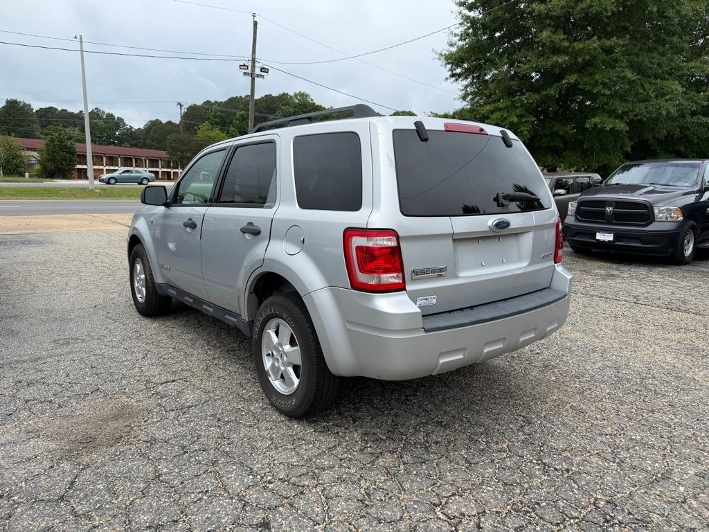 Ford Escape  2008