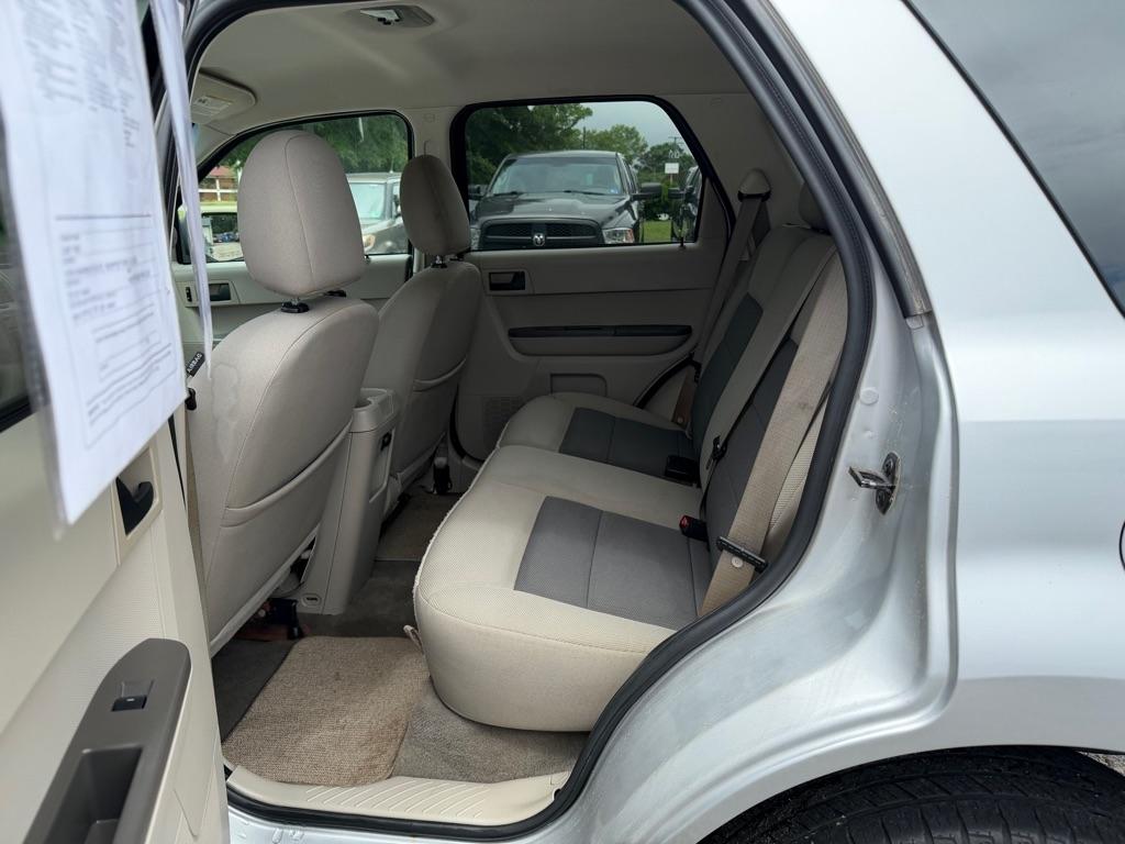 Ford Escape  2008