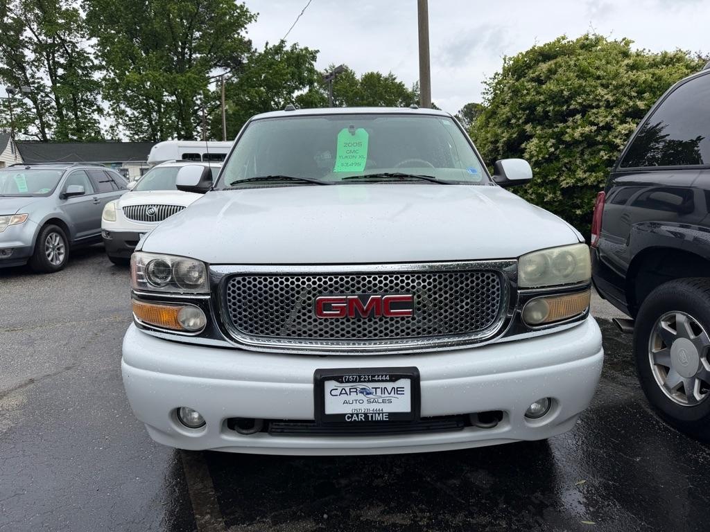 GMC Yukon Denali  2005