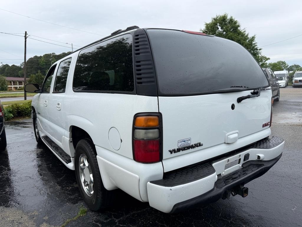 GMC Yukon Denali  2005