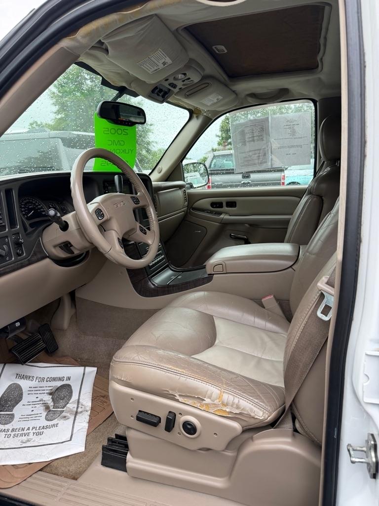 GMC Yukon Denali  2005