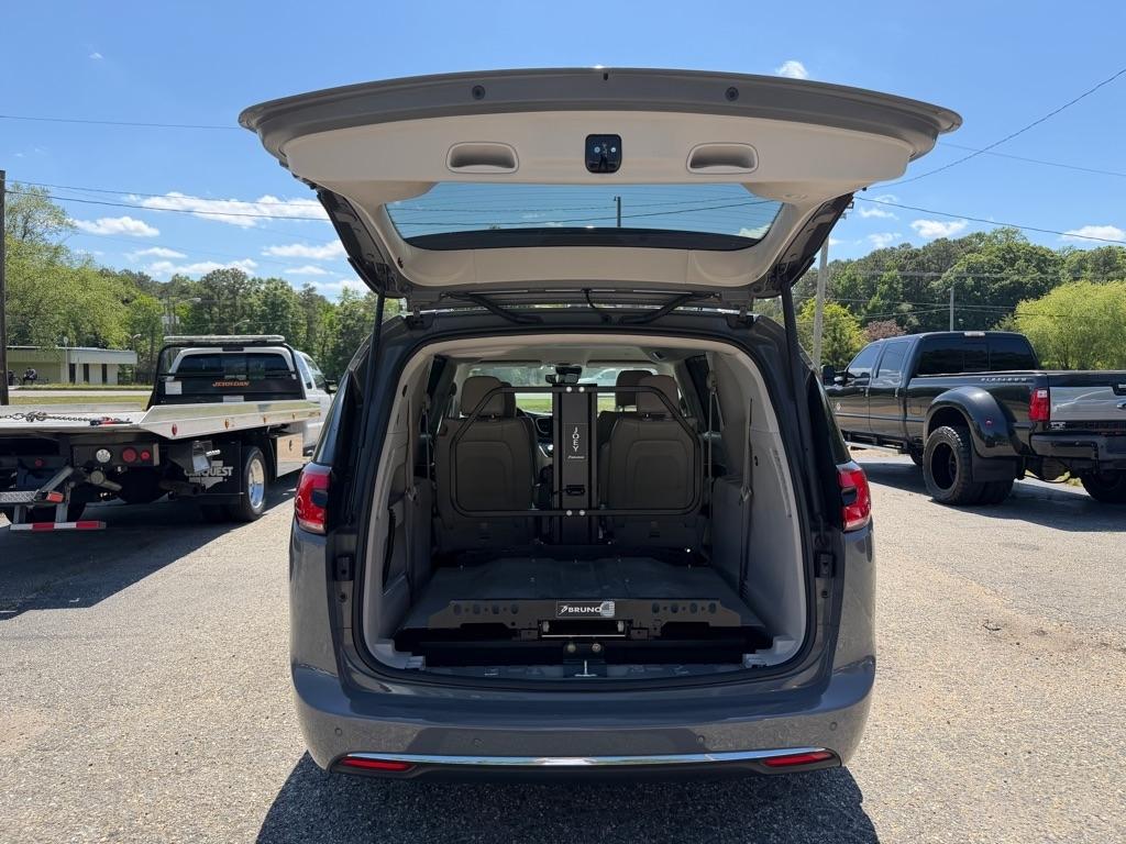Chrysler Pacifica  2021