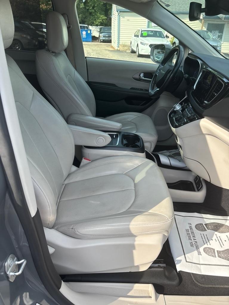 Chrysler Pacifica  2021